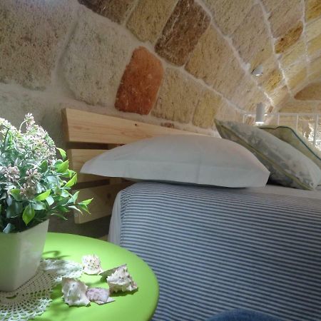 Dimora Petra Hotel Полиняно а Маре Екстериор снимка