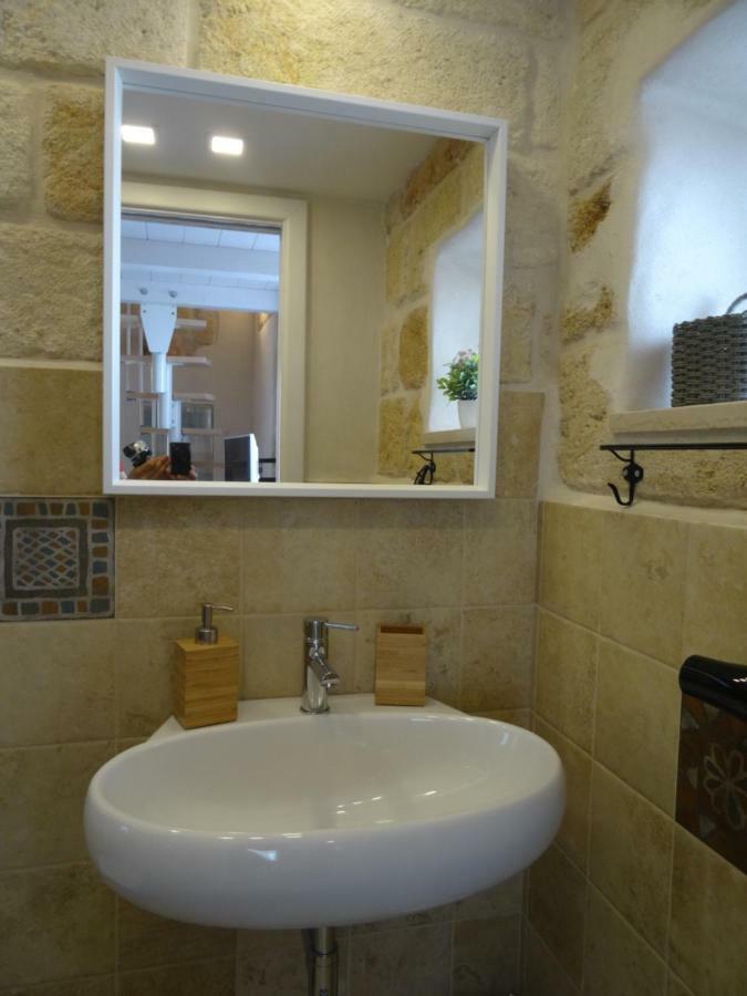 Dimora Petra Hotel Полиняно а Маре Екстериор снимка