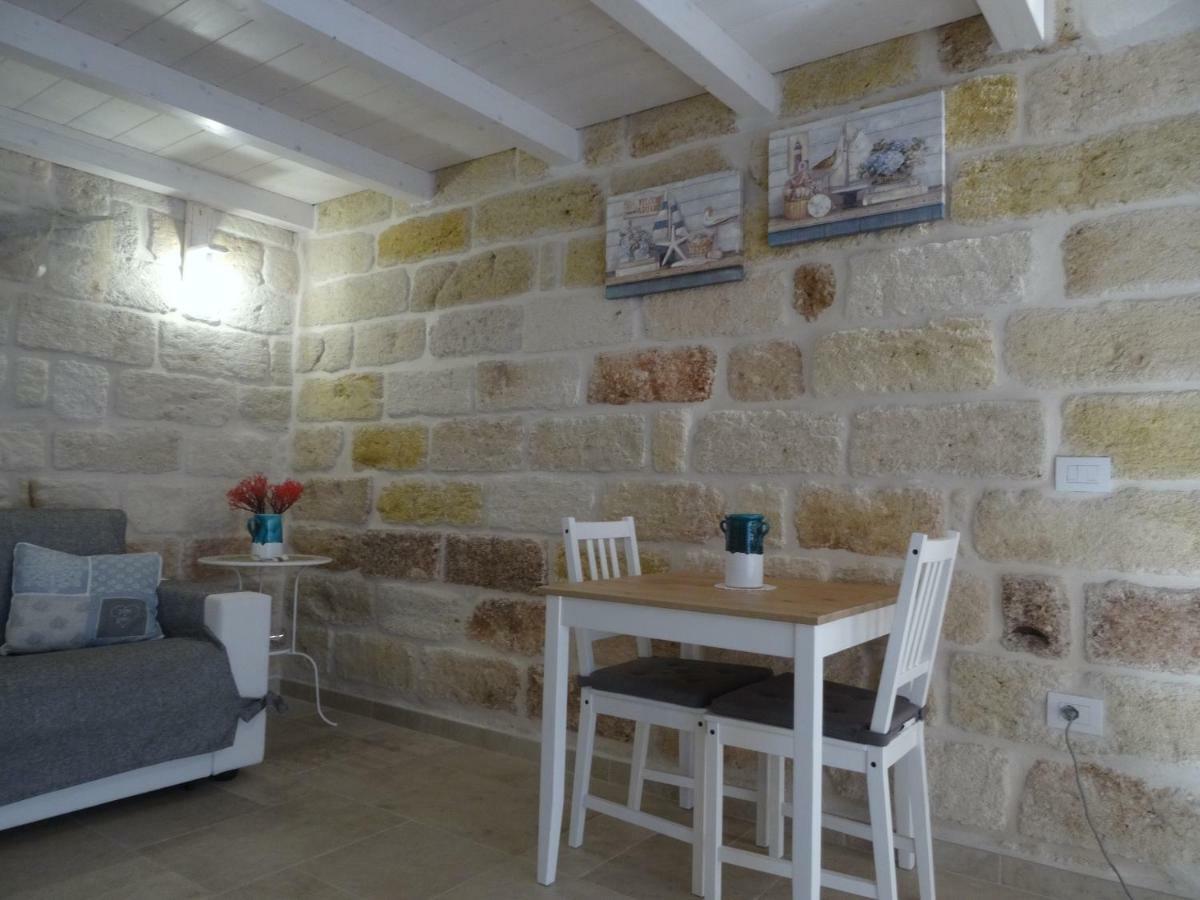 Dimora Petra Hotel Полиняно а Маре Екстериор снимка