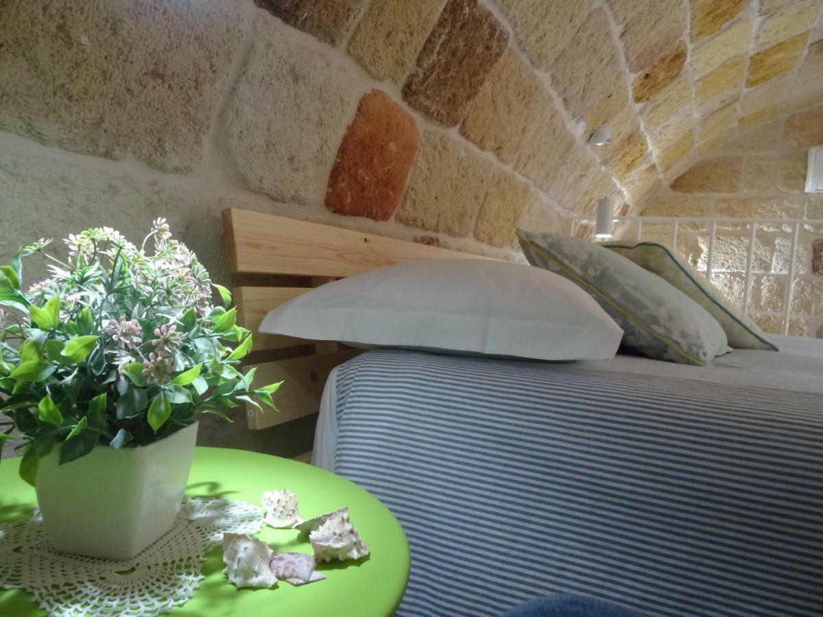 Dimora Petra Hotel Полиняно а Маре Екстериор снимка