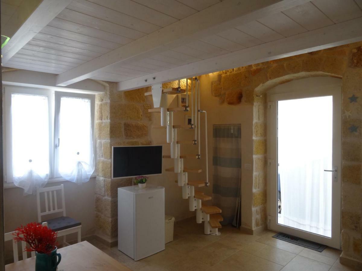 Dimora Petra Hotel Полиняно а Маре Екстериор снимка